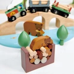Circuit De Train En Bois Pins Sauvages 97 Pièces Tender Leaf Toys® - Jouets En Bois -Jouets En Bois circuit de train en bois pins sauvages tender leaf toys jouets en bois 2