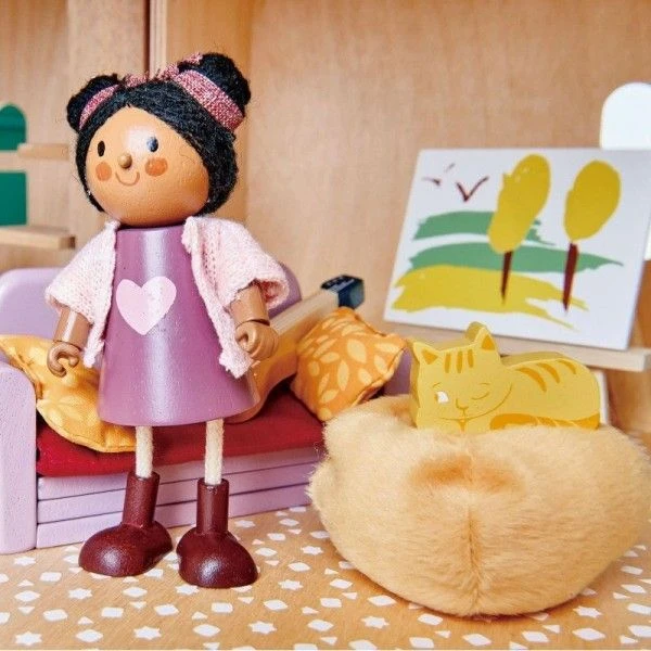 Figurine Maison De Poupées Ayana Et Son Chat Tender Leaf Toys® - Jouets En Bois 5 Figurine Maison De Poupées Ayana Et Son Chat Tender Leaf Toys® - Jouets En Bois – Image 3