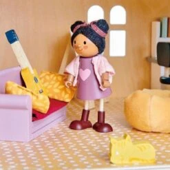 Figurine Maison De Poupées Ayana Et Son Chat Tender Leaf Toys® - Jouets En Bois 12 Figurine Maison De Poupées Ayana Et Son Chat Tender Leaf Toys® - Jouets En Bois -Jouets En Bois figurine maison de poupees ayana et son chat tender leaf toys jouets en bois 4