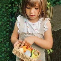 Jouet Dinette Marchande En BoisPanier Osier Primeur Tender Leaf Toys® - Jouets Bébé 3 Ans -Jouets En Bois jouet dinette marchande en bois panier osier charcuterie tender leaf toys jouets bebe 3 ans 2