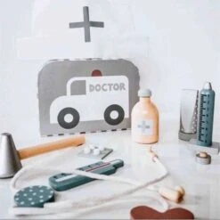 Jouet En Bois Malette Du Docteur GriseJabadabado® - Jeux Bois Enfants -Jouets En Bois jouet en bois malette du docteur grise jabadabado jeux bois enfants 5