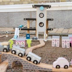 Jouets En Bois Garage Petites Voitures Tour Hélicoptère Jabadabado® - Jeux Petites Voitures -Jouets En Bois jouets en bois garage voitures jabadabado jeux bois enfants 3