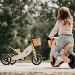 Tricycle évolutif Draisienne En Bois 2 En 1 Tiny Tot Plus 12" Blanc Kinderfeets® - Tricycle Bois -Jouets En Bois tricycle evolutif draisienne en bois 2 en 1 tiny tot plus 12 blanc kinderfeets tricycle bois 2
